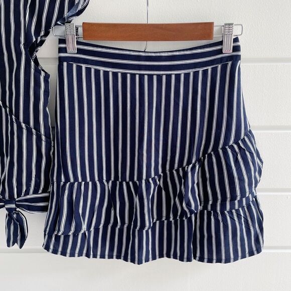 Abercrombie Kids Matching Set Striped Skirt & Top - Picture 4 of 14